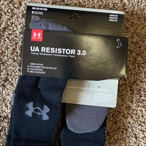 3 New Pairs Under Armour Socks - Adult Medium